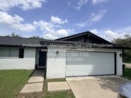 featured image of 15865 Ridgeroe Ln