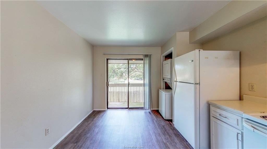 303 Manuel Dr #C - Photo 6 of 33