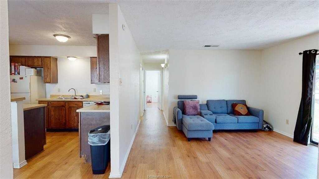 1005 Spring Loop #D - Photo 3 of 25