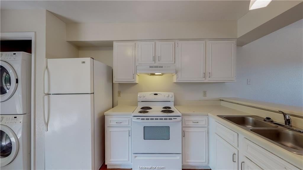 307 Manuel Dr #C - Photo 6 of 25