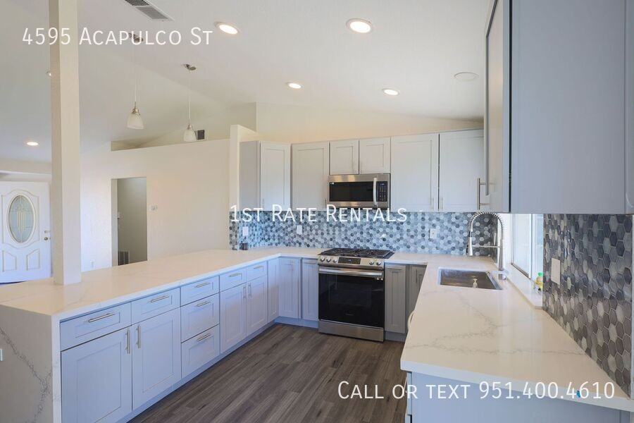 4595 Acapulco St - Photo 7 of 13