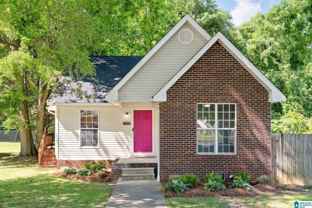 1004 W Walnut St - Photo 1 of 1