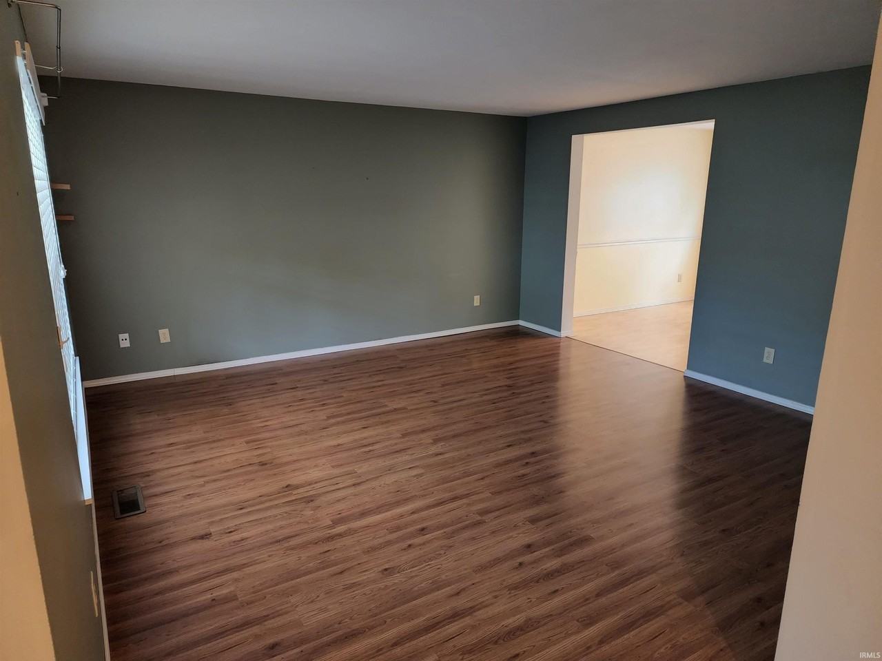3819 S Claybridge Dr - Photo 2 of 22