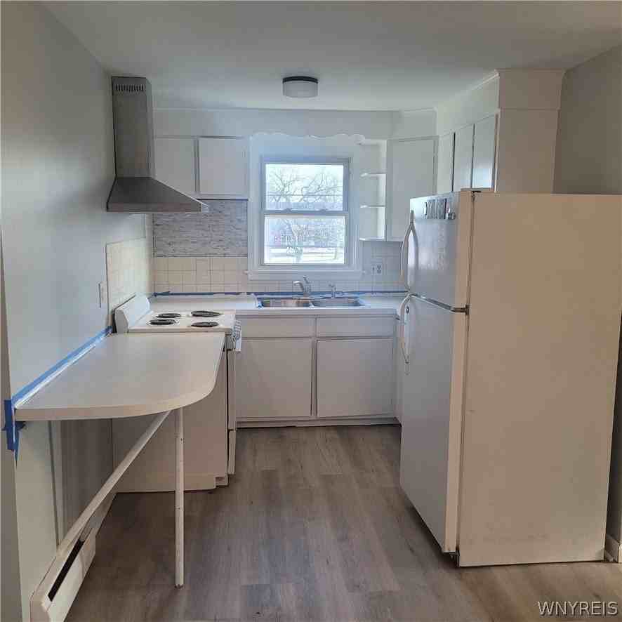 425 UPPER Joe Mccarthy Drive - Photo 2 of 8