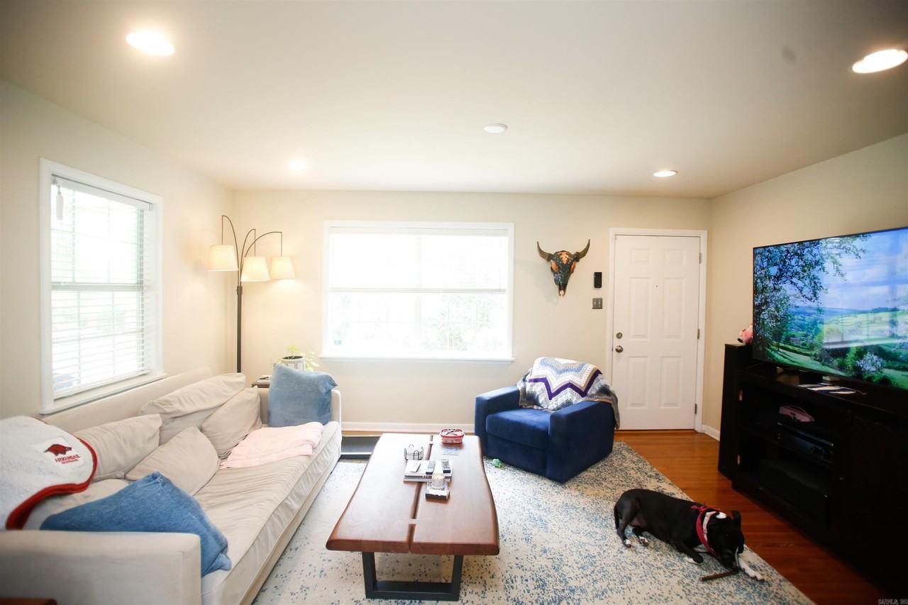 7220 Amherst Dr - Photo 2 of 28