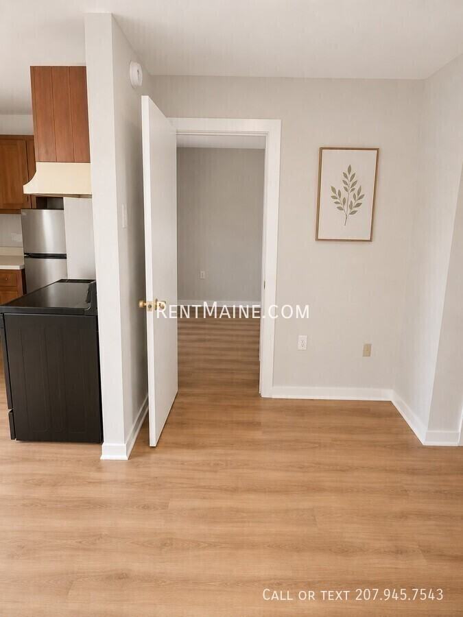 176 Augusta Rd #5 - Photo 4 of 15
