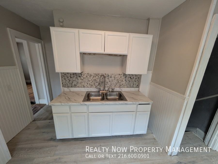 3709 E 103rd St - Photo 5 of 5