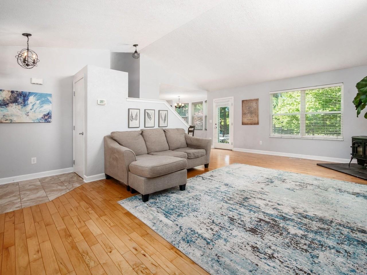 3259 Longspur Dr - Photo 4 of 45