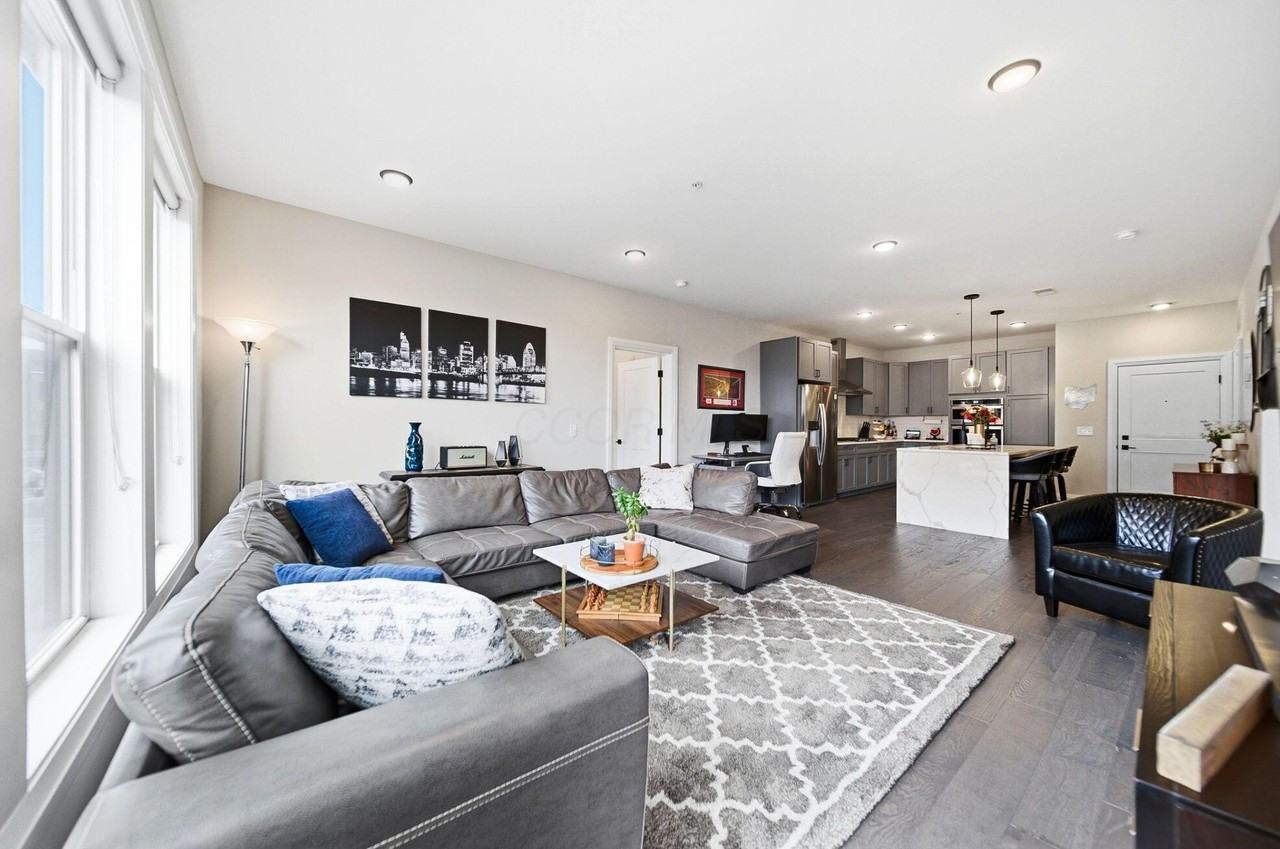 751 N 6th St #205 - Photo 4 of 46