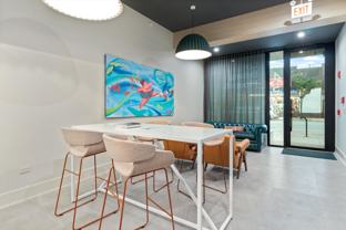 4513 N Clark St #411 - Photo 1 of 1