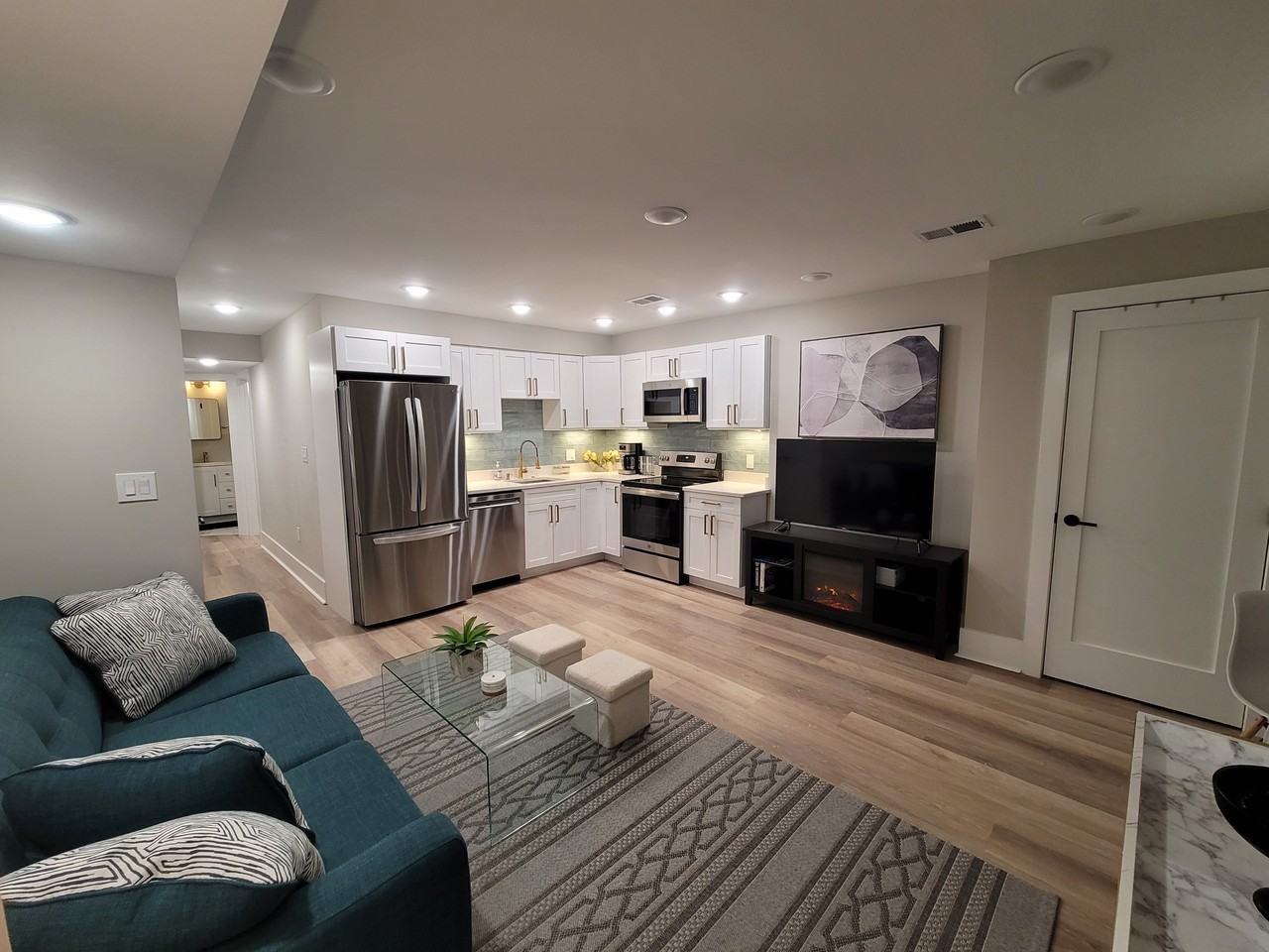 1810 N Capitol St Nw #1 - Photo 6 of 25