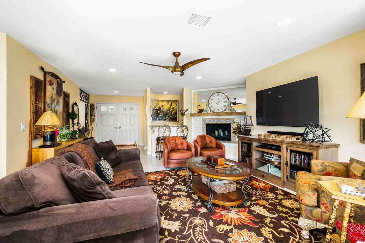 79021 Bayside Ct - Photo 3 of 29