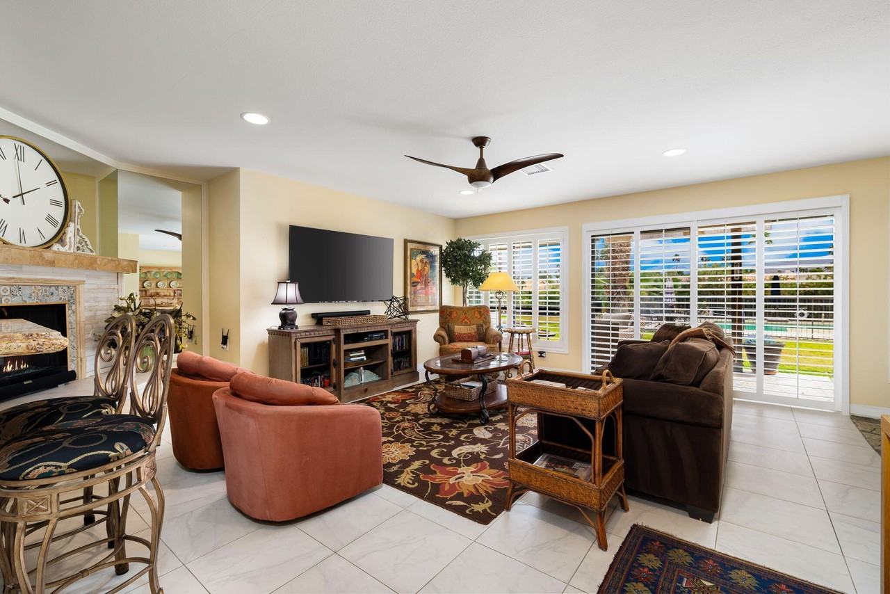 79021 Bayside Ct - Photo 6 of 29