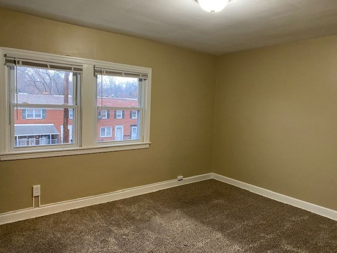 2335 Kensington St - Photo 6 of 18