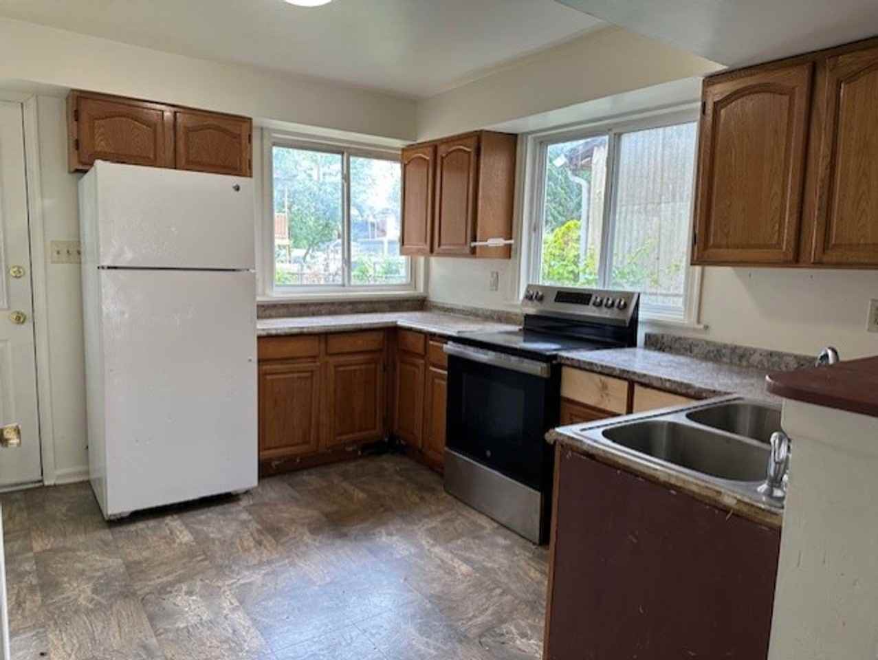 1004 N 19th St - Photo 5 of 12