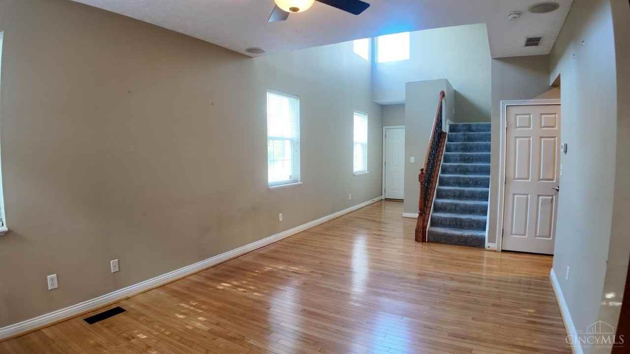 3505 Thorngate Dr - Photo 3 of 26