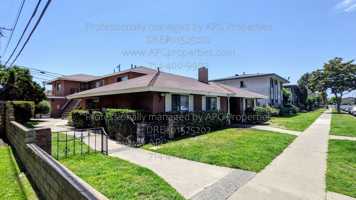 featured image of 1810 W Greenleaf Ave #3
