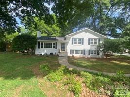 featured image of 3927 Sharon View Rd