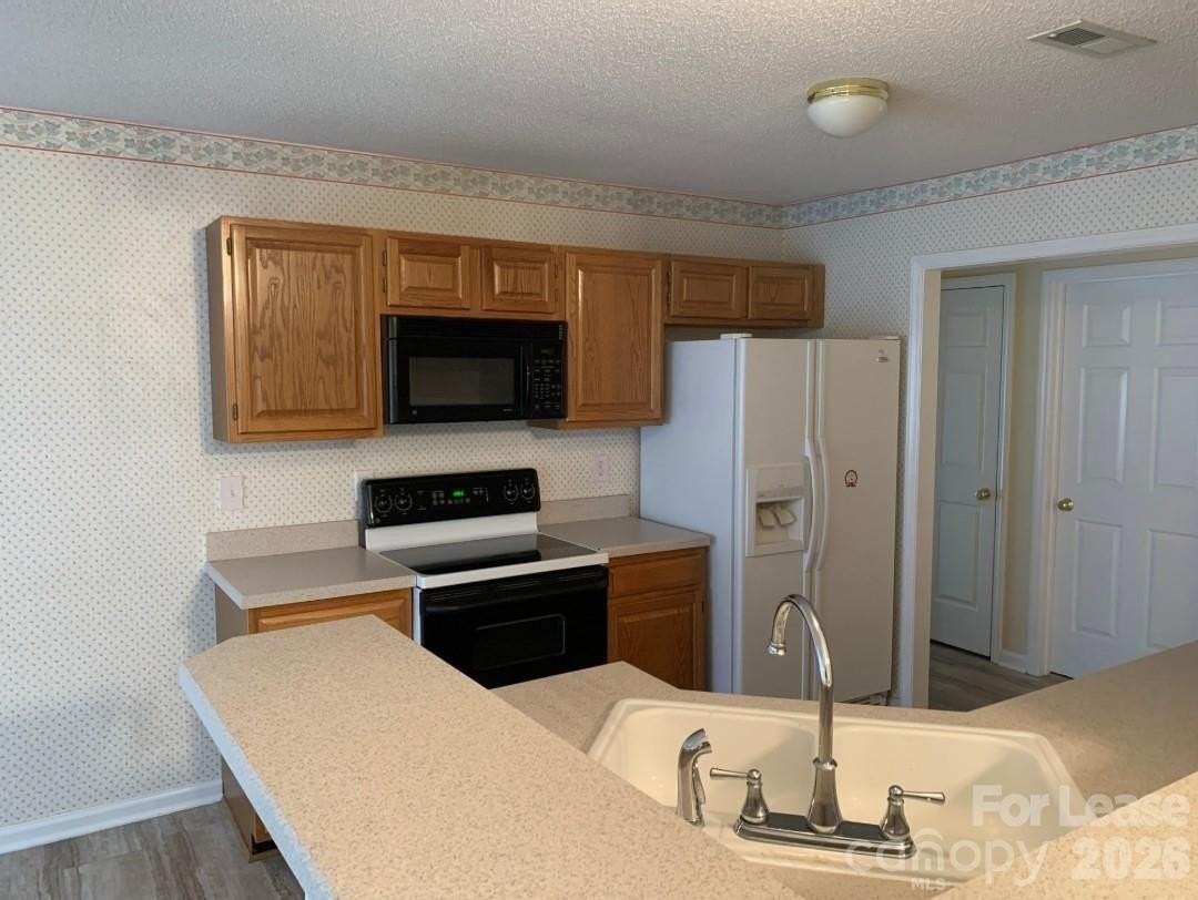 4319 Wynborough Ln - Photo 3 of 29