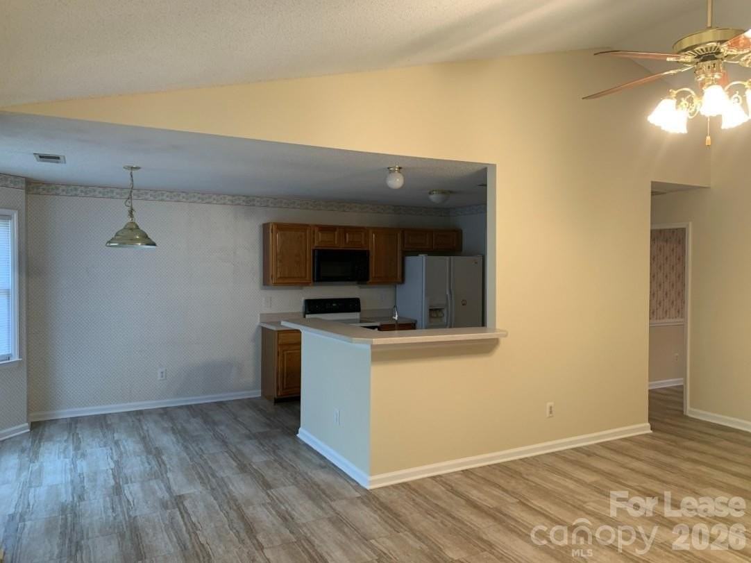 4319 Wynborough Ln - Photo 5 of 29