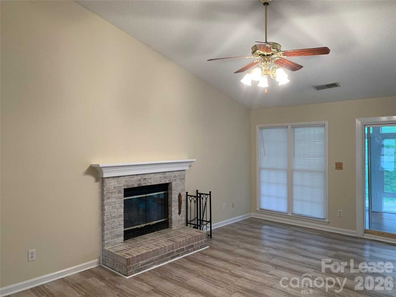 4319 Wynborough Ln - Photo 7 of 29