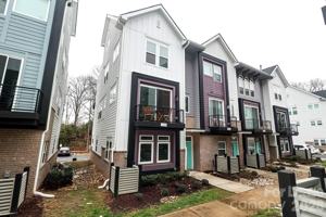 featured image of 2245 Electric Ln