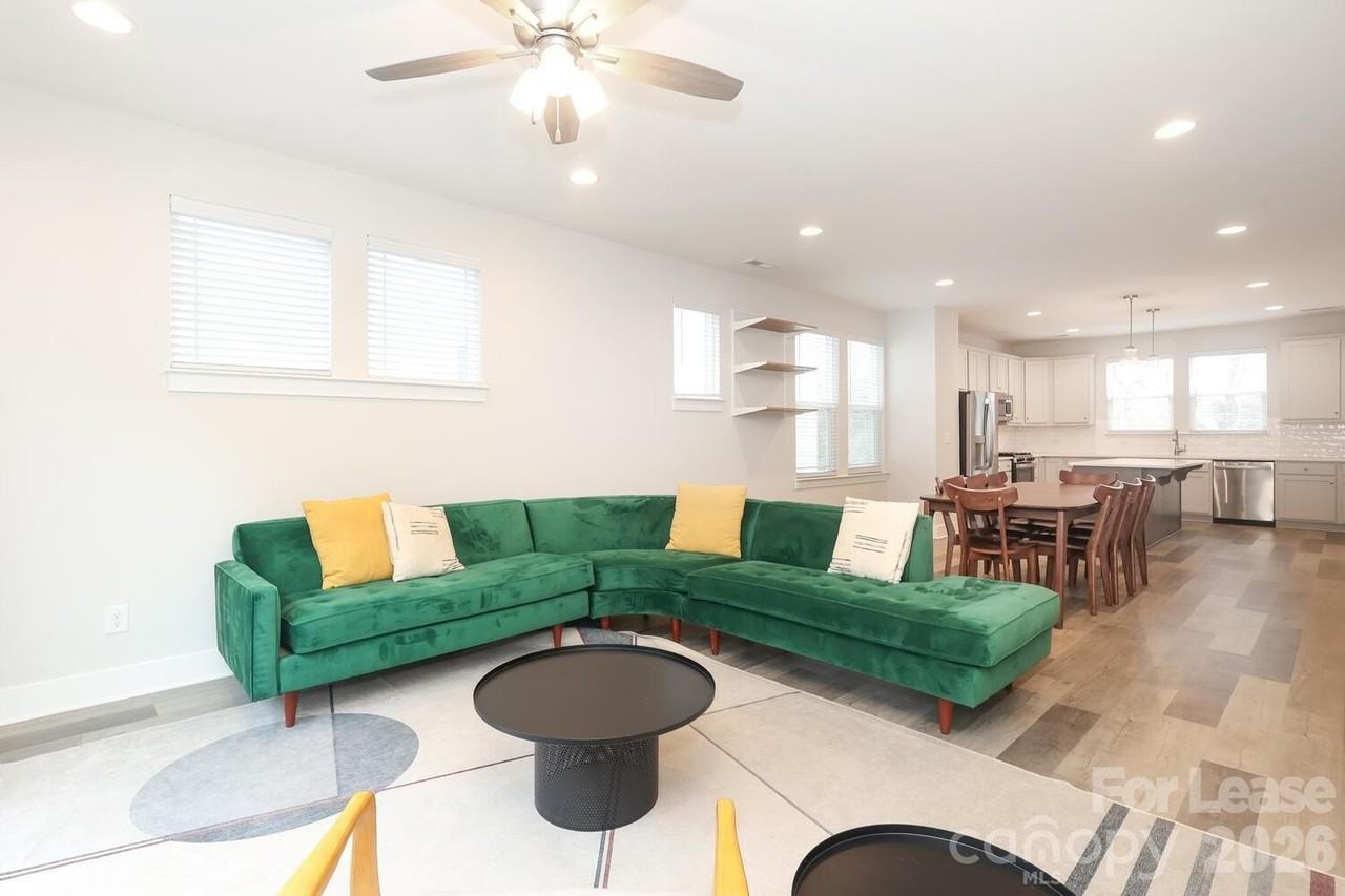 2245 Electric Ln - Photo 6 of 32