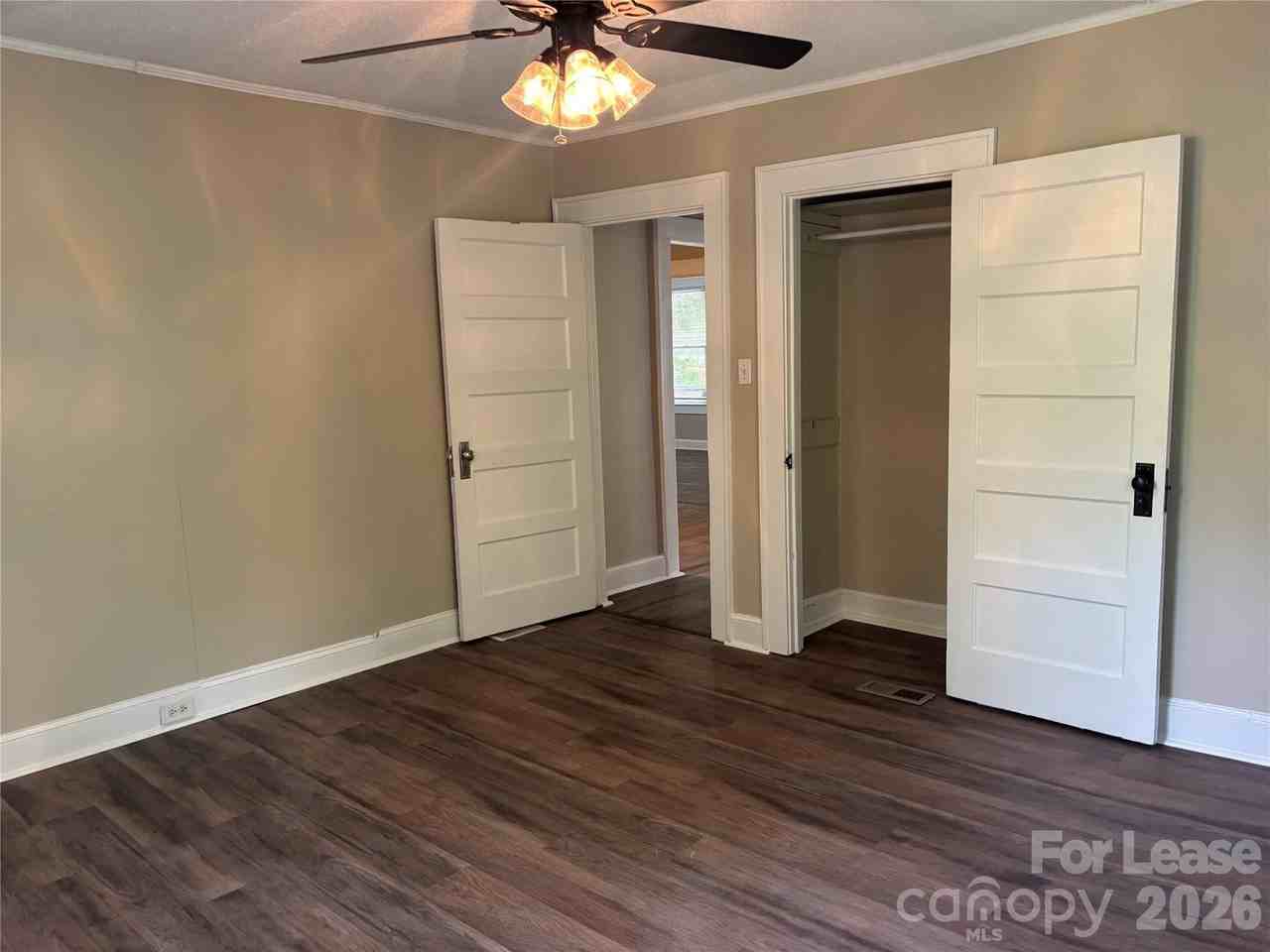975 Old Charlotte Rd - Photo 5 of 28