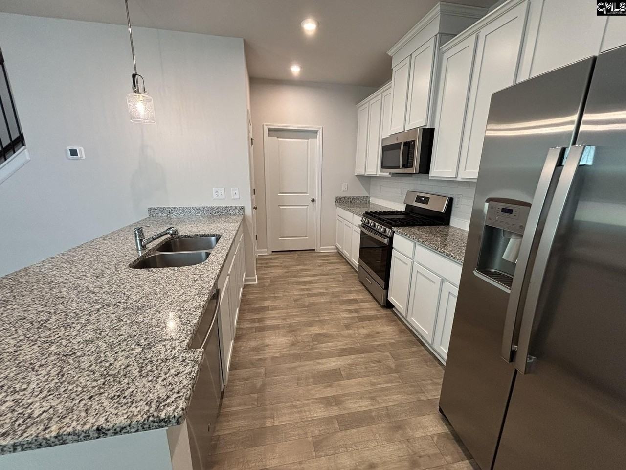 424 Lady Liberty Way - Photo 3 of 21