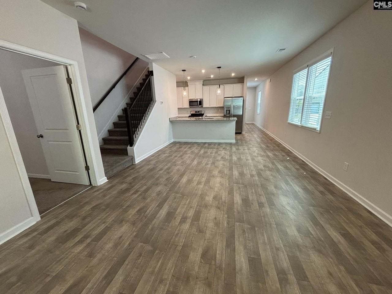 424 Lady Liberty Way - Photo 4 of 21