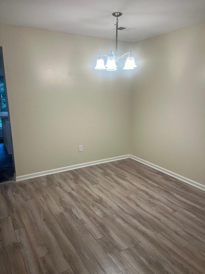 7940 Shadow Oak Dr - Photo 3 of 14