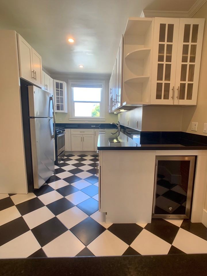 1671 Lombard St #9 - Photo 3 of 13