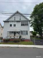 featured image of 15 Rose St #2