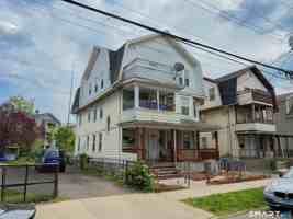 featured image of 15 Elmwood Ave #3