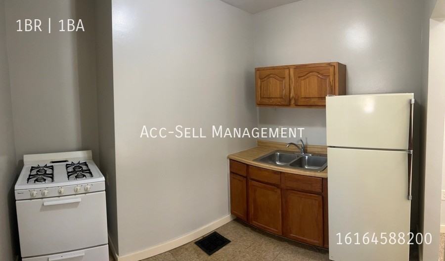 1126 Cesar E Chavez Ave Sw #2 - Photo 3 of 8