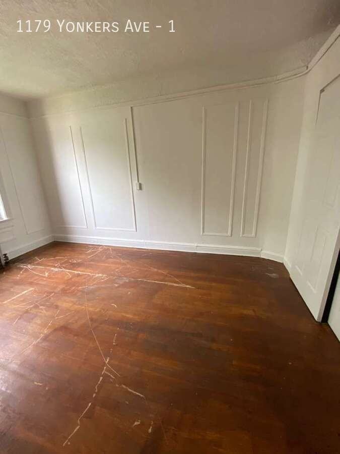 1179 Yonkers Ave #1 - Photo 5 of 7
