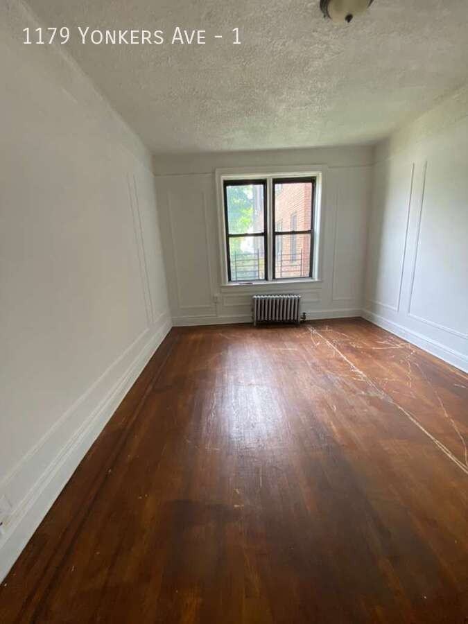 1179 Yonkers Ave #1 - Photo 6 of 7