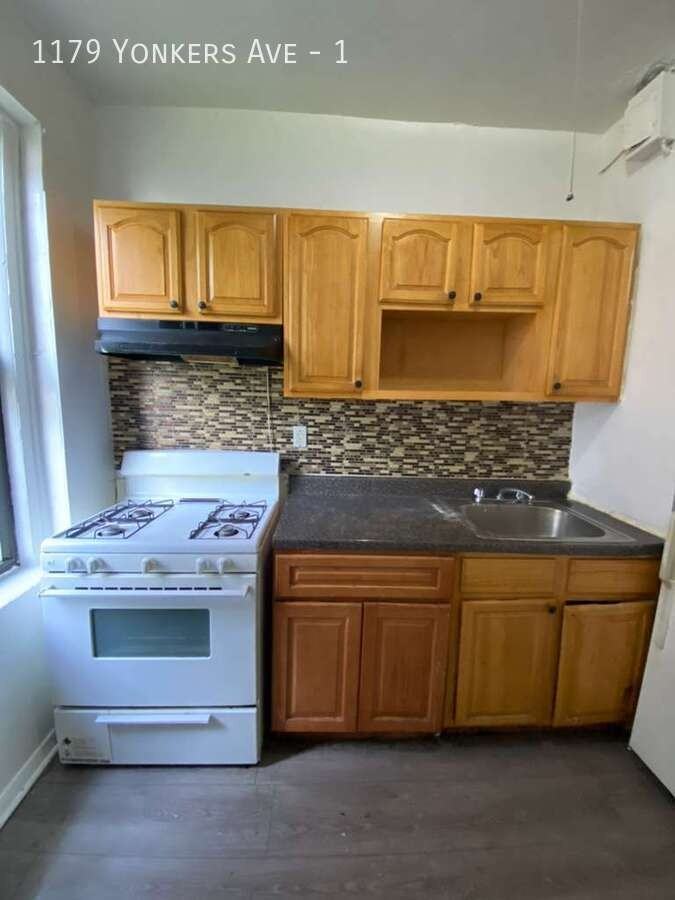 1179 Yonkers Ave #1 - Photo 7 of 7