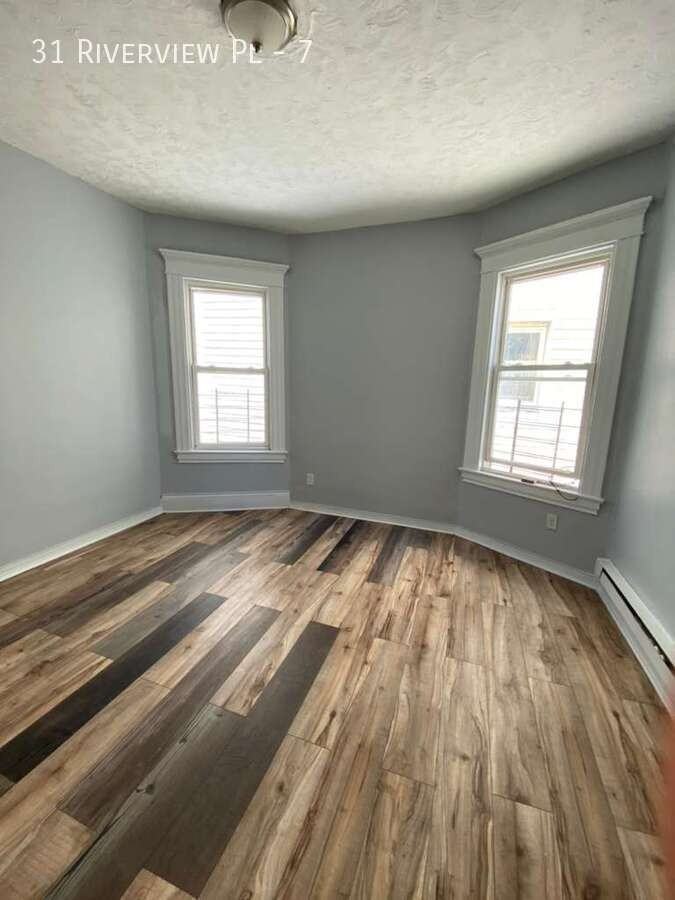 31 Riverview Pl #7 - Photo 5 of 15