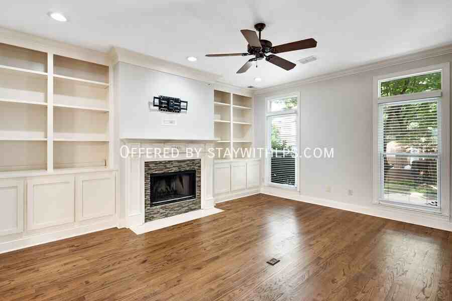 533 Rienzi Dr - Photo 7 of 32
