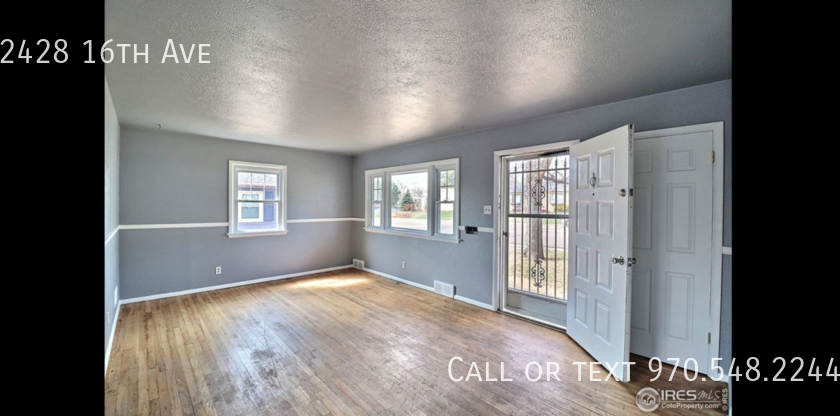 2428 16th Ave - Photo 3 of 28