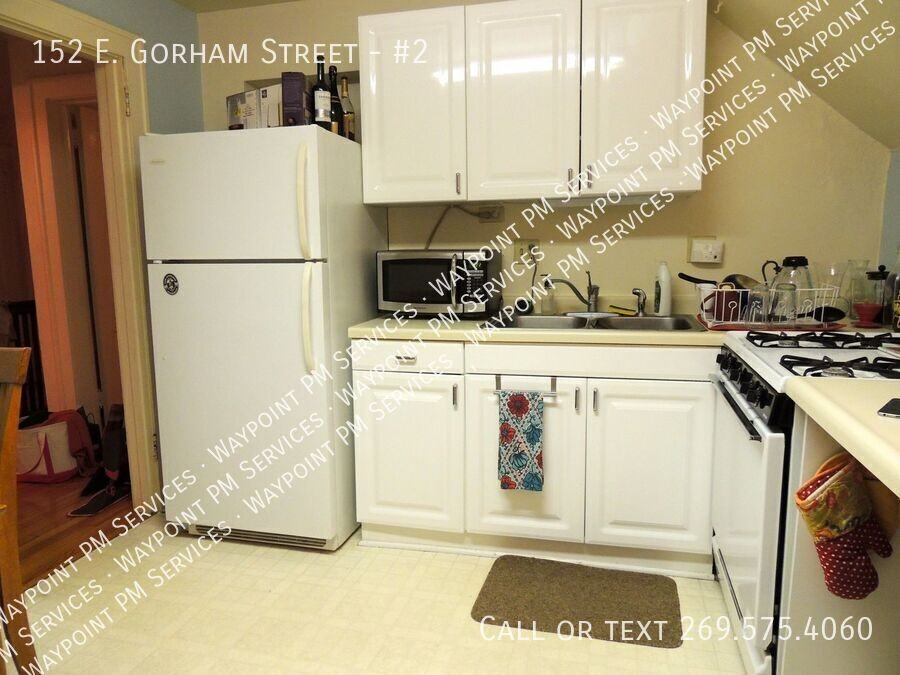 152 E Gorham St #2 - Photo 4 of 12