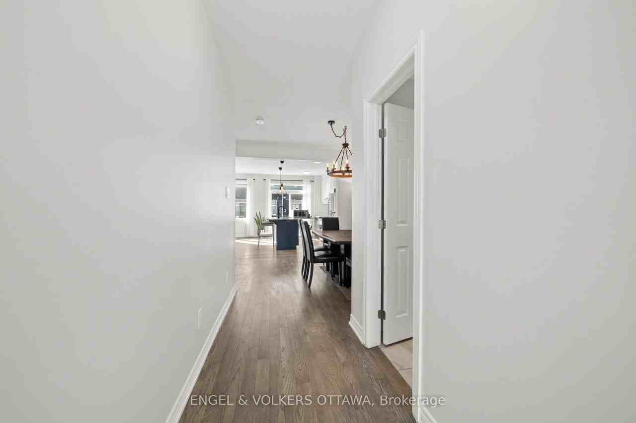 705 Perseus Ave - Photo 5 of 29