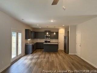 405 Windemere Dr - Photo 3 of 7