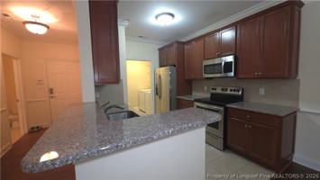 featured image of 321 Gallery Dr #202