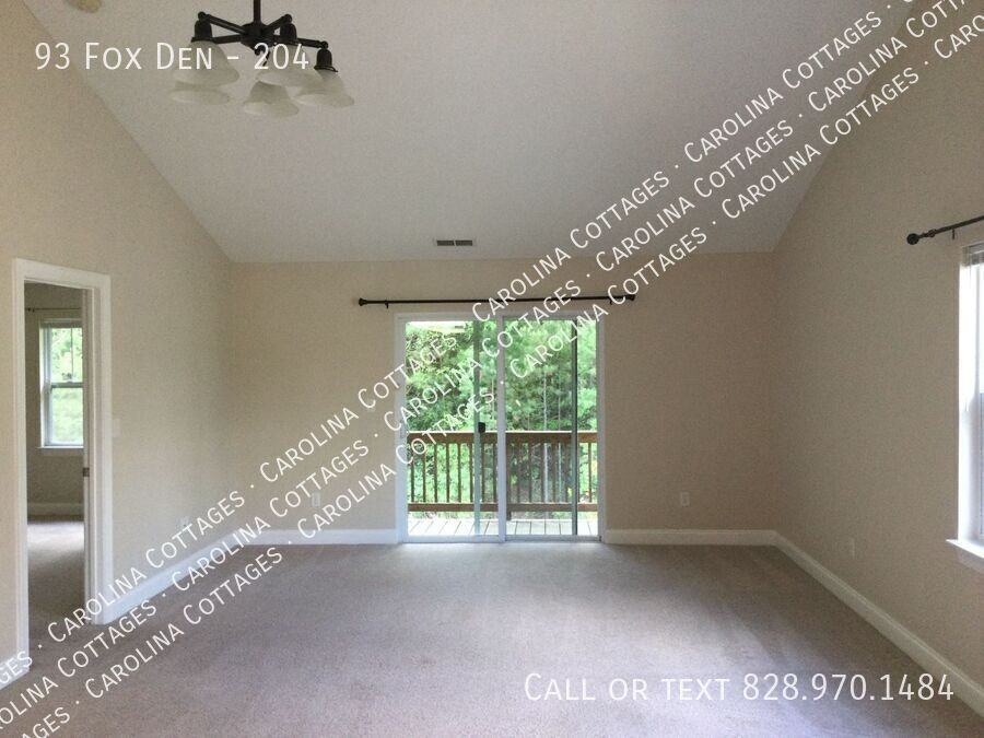 93 Foxden Dr #204 - Photo 2 of 9