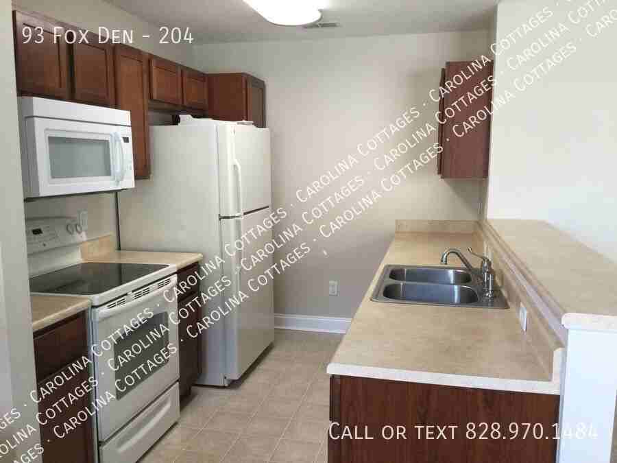 93 Foxden Dr #204 - Photo 5 of 9
