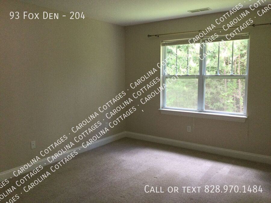 93 Foxden Dr #204 - Photo 6 of 9
