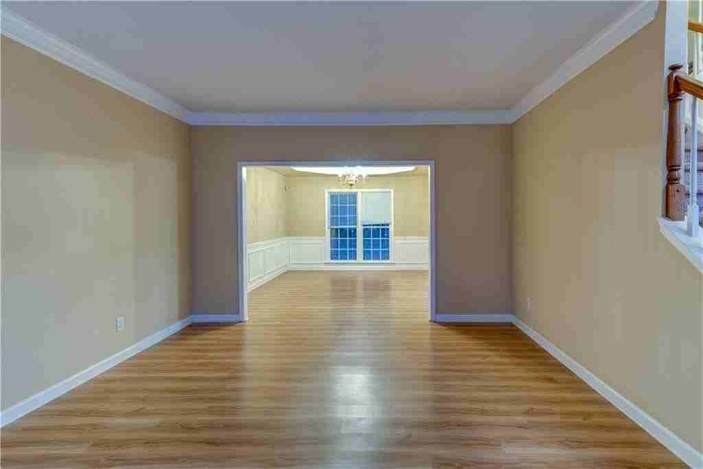 1429 Oglethorpe Dr - Photo 4 of 17