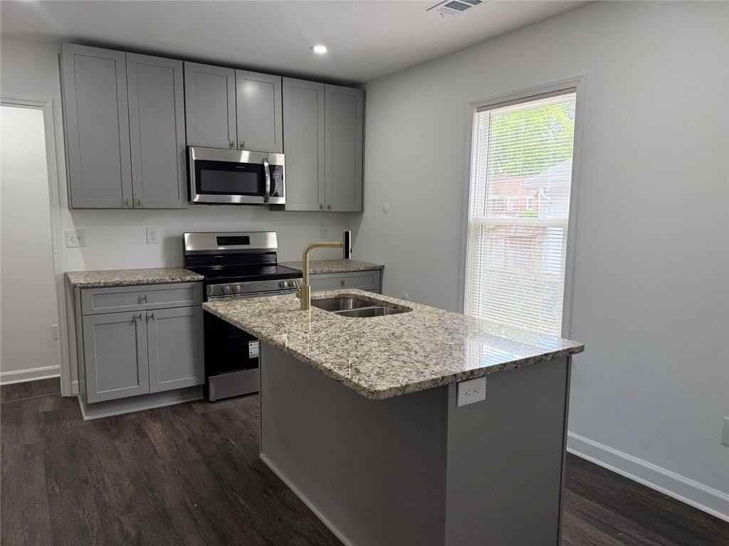 1040 Palmetto Ave Sw - Photo 5 of 15